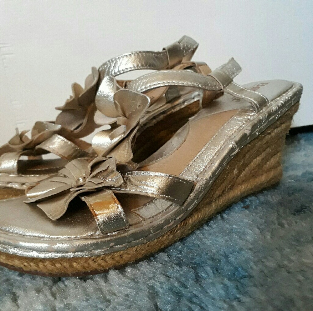Born leather wedges